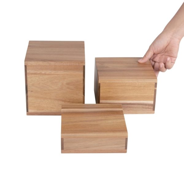 Olympia Acacia Riser Blocks 50/100/150(H)mm (Set of 3) - Image 4