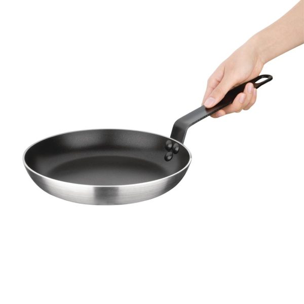 Nisbets Essentials Aluminium Non-Stick Teflon Frying Pan 24cm - Image 2
