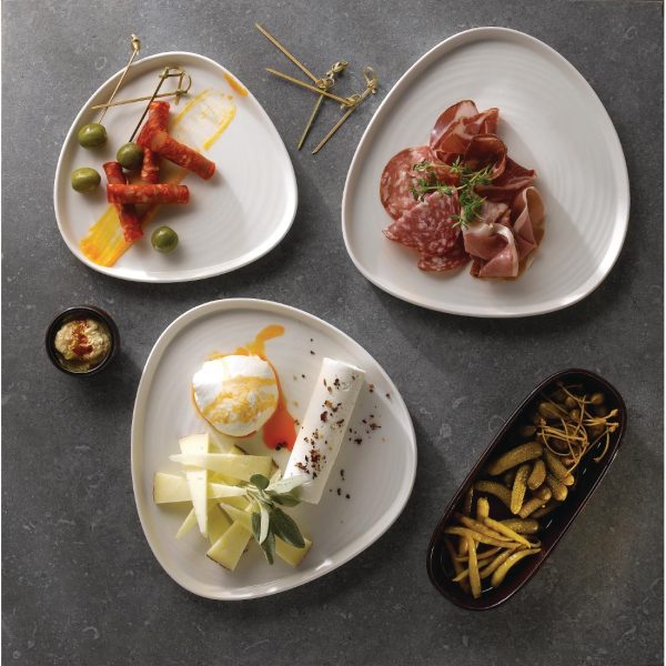 Churchill White Triangle Walled Chefs Plate 200mm (Pack of 6) - Image 6