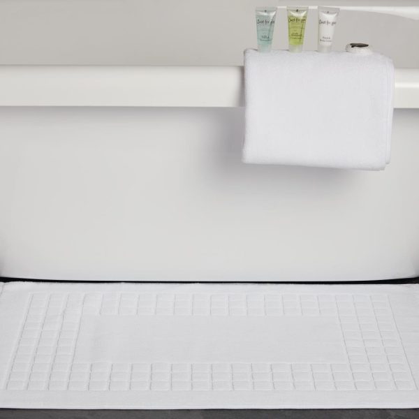 Mitre Luxury Savanna Bath Mat White - Image 3