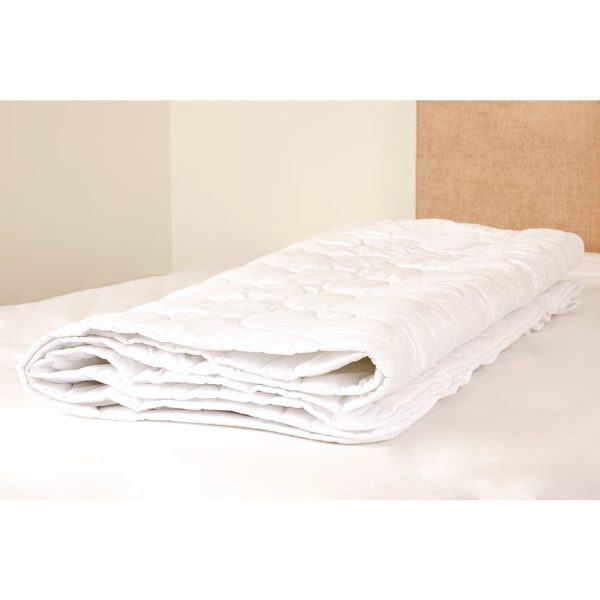 Mitre Comfort 100gsm Summer Duvet King Size - Image 2