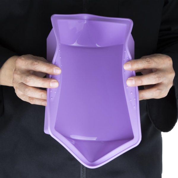 Hygiplas Flexible Silicone Square Bake Pan Purple 245mm - Image 3