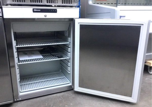 Gram Compact Under Counter 125Ltr Fridge - Image 2