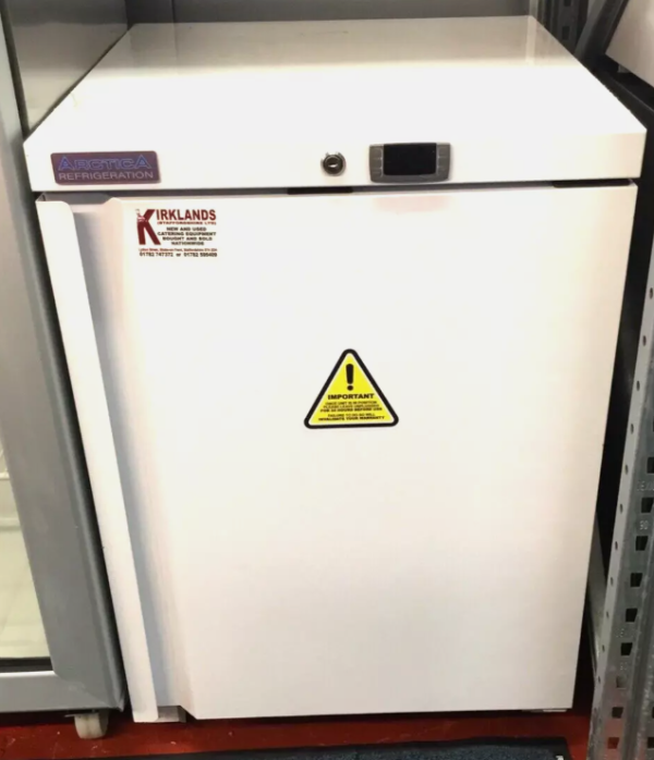 Arctica HEC906 Compact White Under Counter Fridge