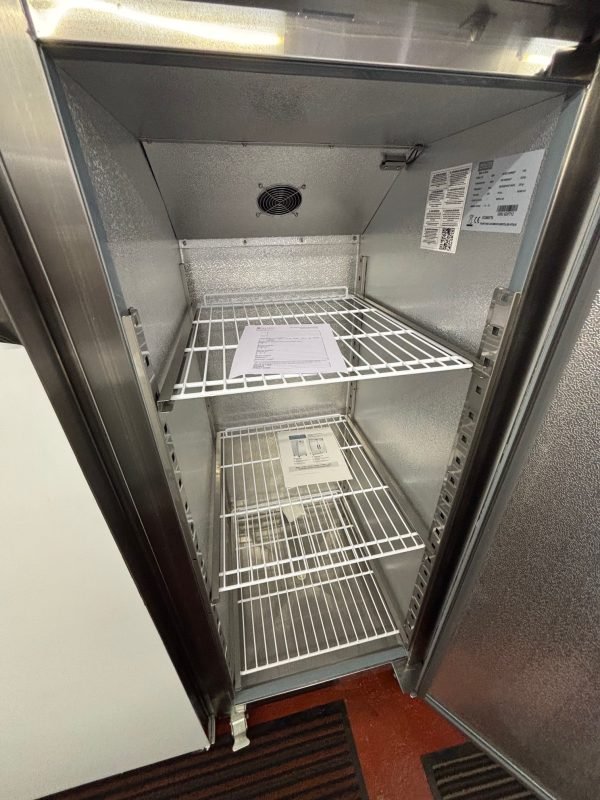 Polar G-Series Upright Fridge 600Ltr G592 - Image 5