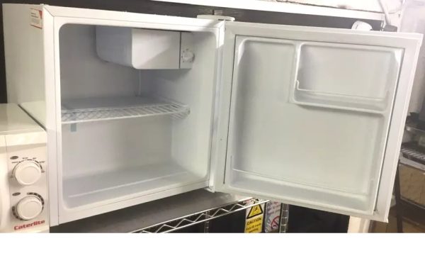 SIA 49L Mini Fridge With Ice Box In White