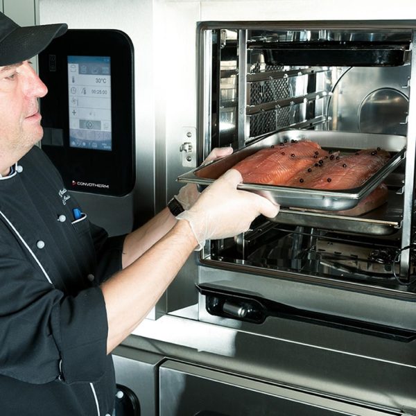Convotherm Maxx Pro 10.10 GB easyTouch Disappearing Door Combi Oven with ConvoSmoke - Image 4