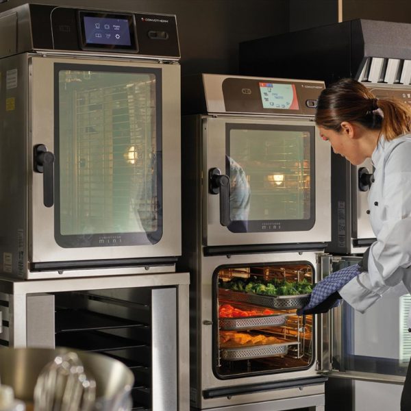 Convotherm Mini Mobile 6.10 Electric easyTouch Combi Oven - Image 5