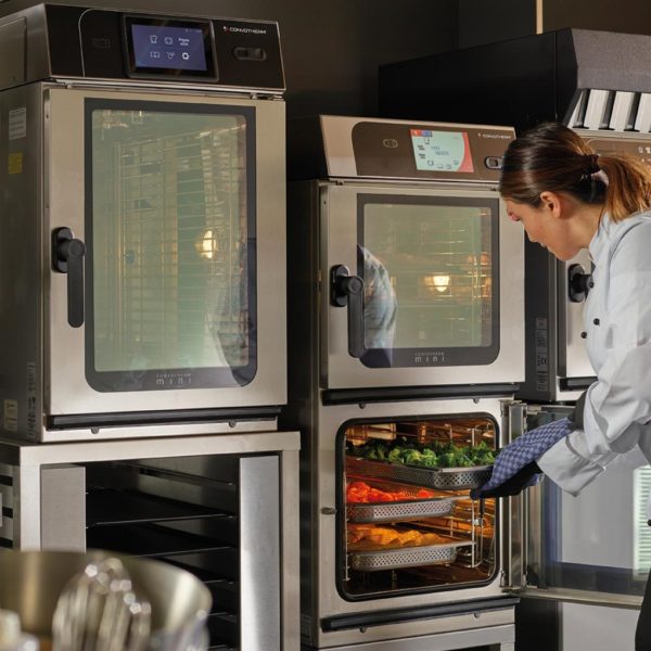Convotherm Mini 2in1 Electric easyTouch Combi Oven Left Hinged Door - Image 4
