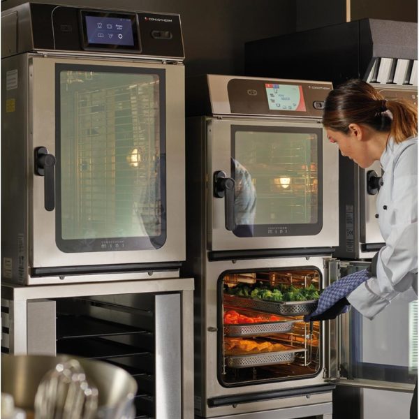 Convotherm Mini 10.10 Electric Standard Combi Oven Left Hinged Door - Image 4
